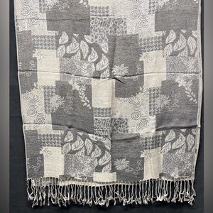 Wrap Scarf Gray Silver Glittery Pretty 74” x 27” approximately